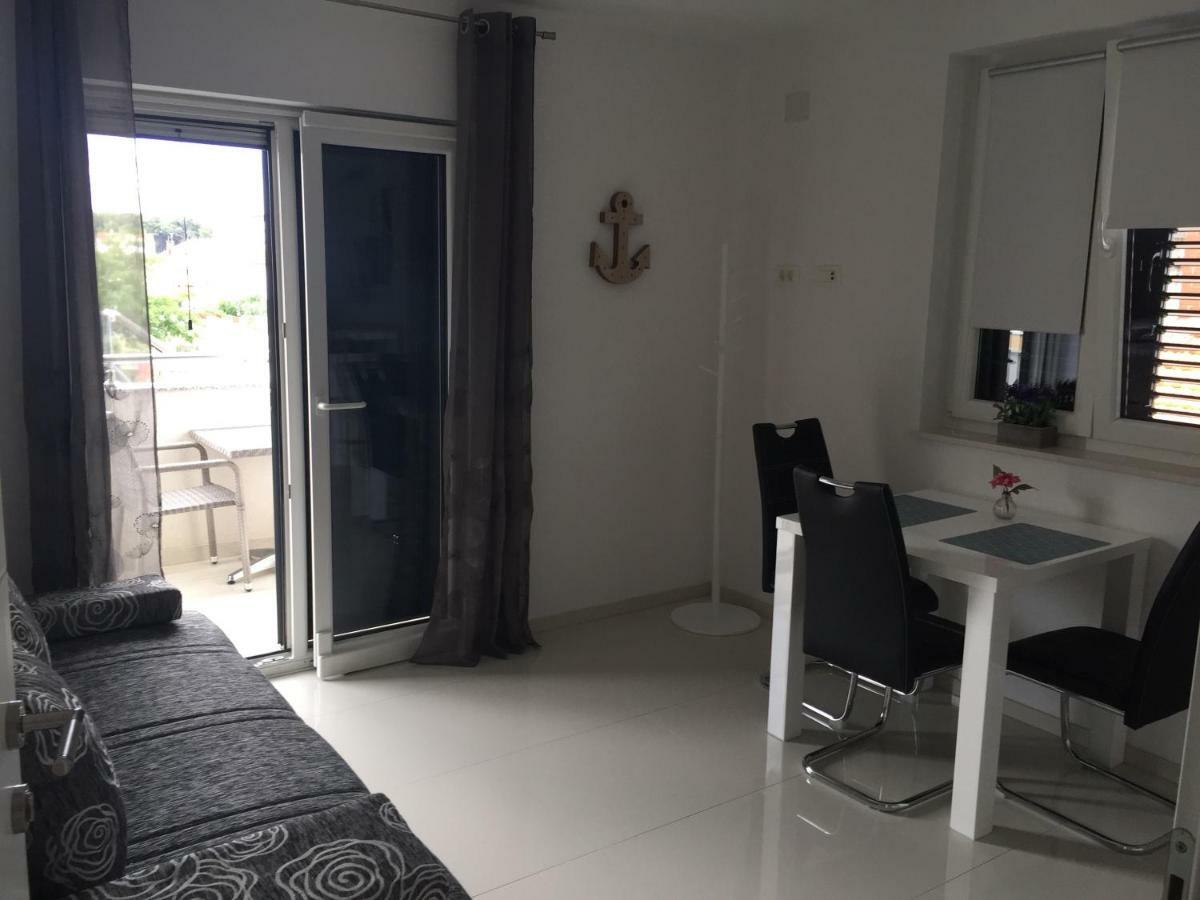 Breitling Apartments With Pool Biograd Na Moru Exterior foto